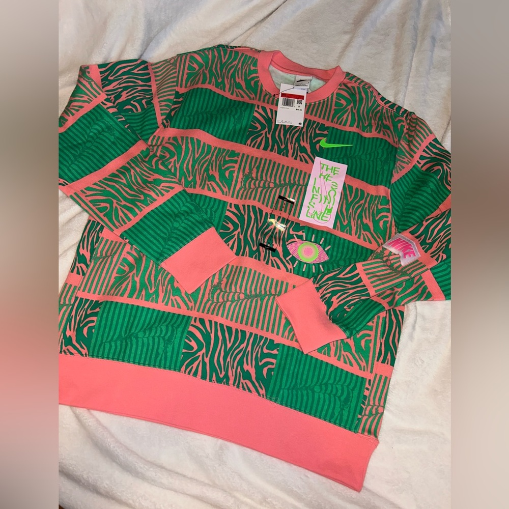 nike crewneck nwt